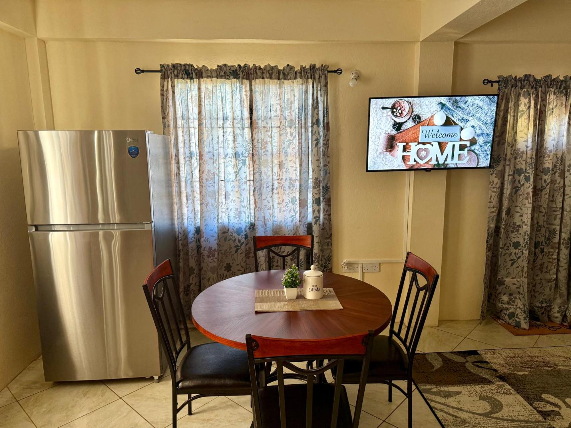 Castle Berry Apartments Kingstown Luaran gambar